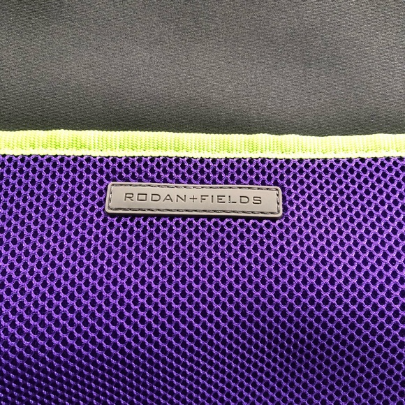 Rodan + Fields neoprene drawstring backpack NIB - Picture 4 of 11